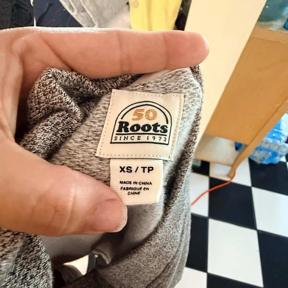 Roots Heather Gray Knit Sweater